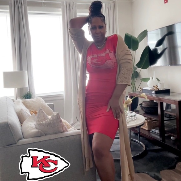 Meet your Posher, Ellehcar Style - Picture 8 of 14